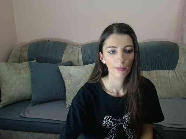 ella-myst webcam