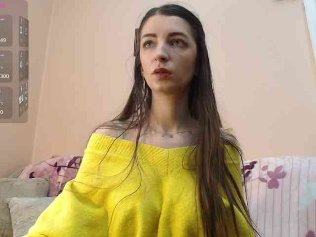 ella-myst webcam
