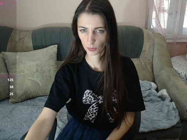 ella-myst webcam