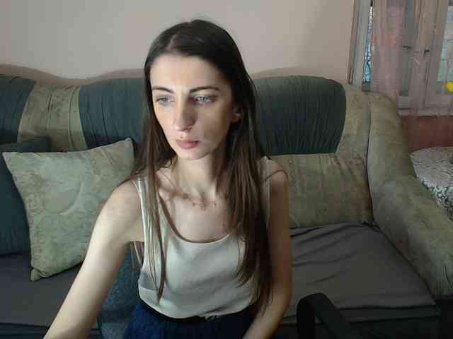 ella-myst webcam