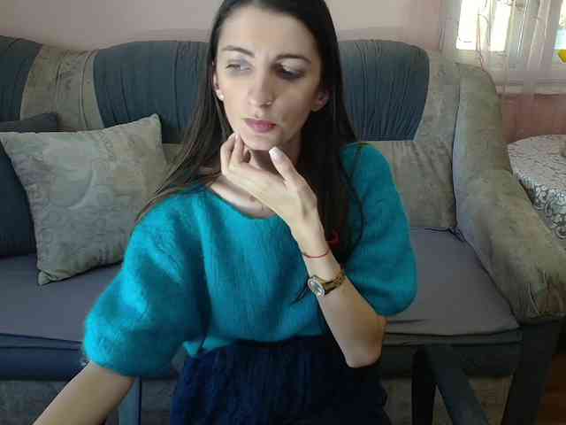 ella-myst webcam