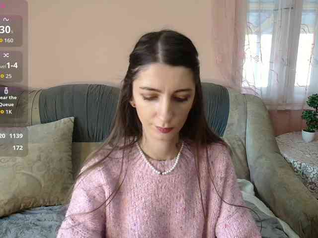 ella-myst webcam