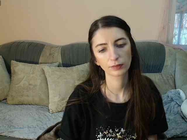 ella-myst webcam