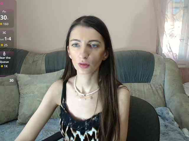 ella-myst webcam