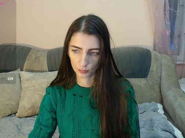 ella-myst webcam