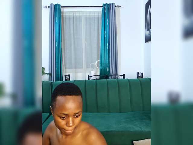 Sexxybunny's BongaCams show and profile