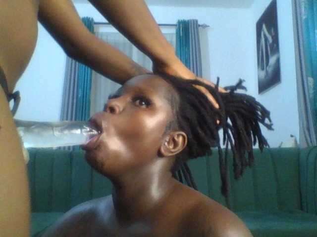 Sexxybunny's BongaCams show and profile