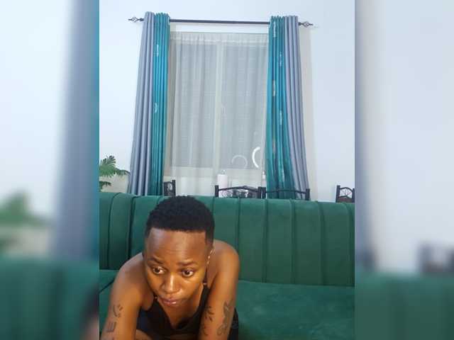 Sexxybunny's BongaCams show and profile