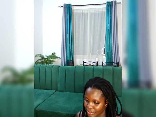 Sexxybunny's BongaCams show and profile