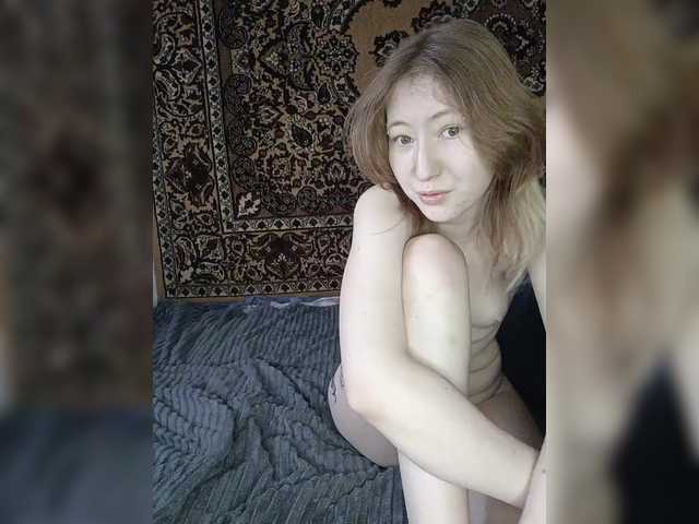 mayadashaaa Live Cam and Statistics on UnifiedCams