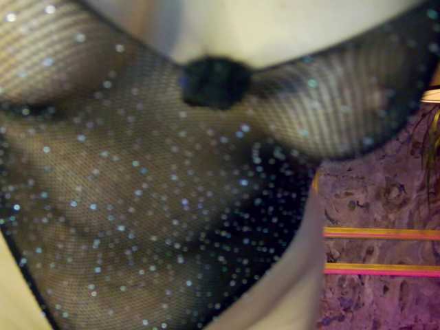 SinfulLust's BongaCams show and profile