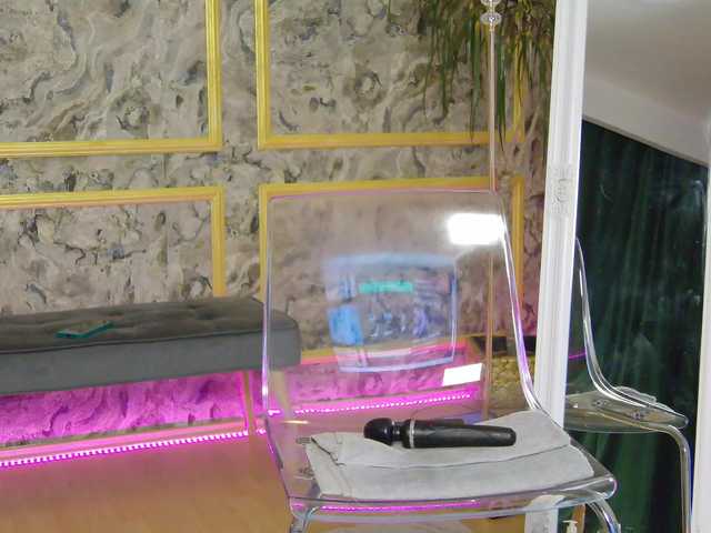 SinfulLust's BongaCams show and profile