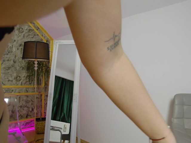 SinfulLust's BongaCams show and profile