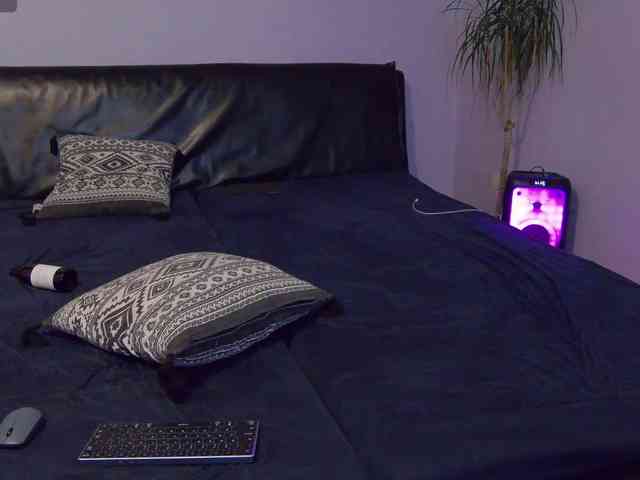 LustfulSinners webcam