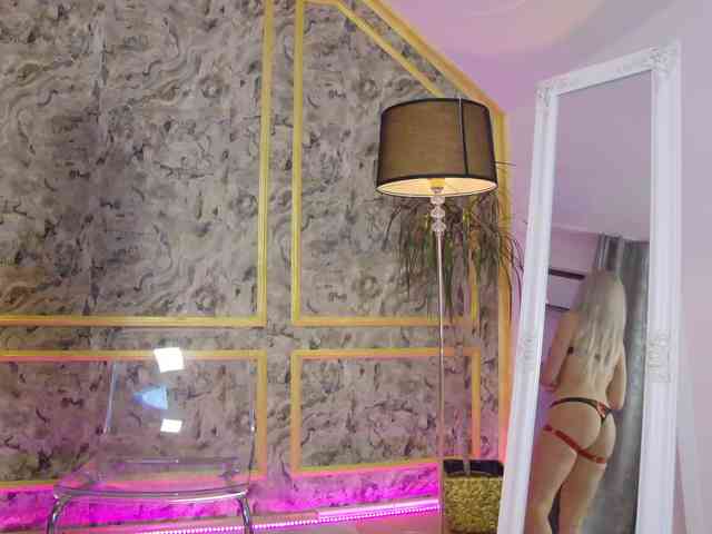 LustfulSinners webcam