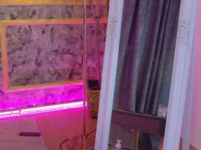 LustfulSinners webcam