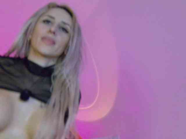 LustfulSinners webcam