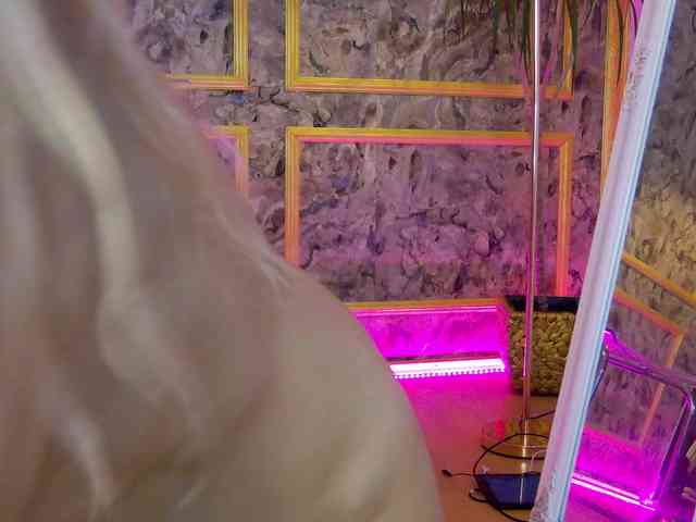 LustfulSinners webcam