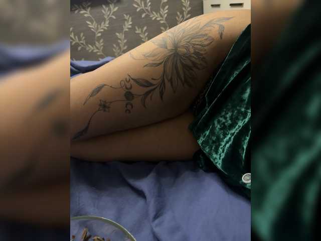 Dii-6's BongaCams show and profile