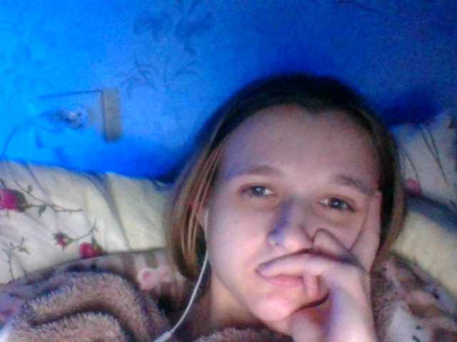 Mila23-1-1's BongaCams show and profile