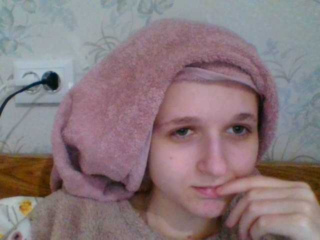 Mila23-1-1's BongaCams show and profile