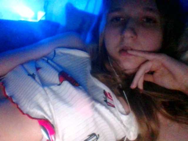 Mila23-1-1's BongaCams show and profile