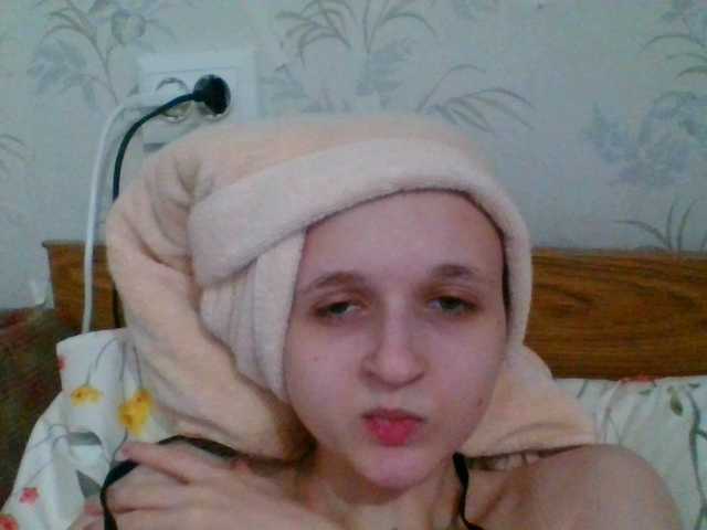 Mila23-1-1's BongaCams show and profile