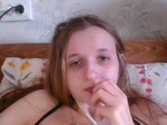 Mila23-1-1's BongaCams show and profile