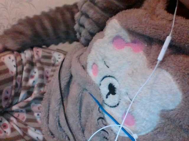 Mila23-1-1's BongaCams show and profile