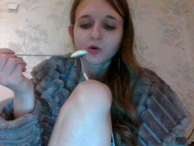 Mila23-1-1's BongaCams show and profile