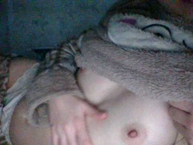 Mila23-1-1's BongaCams show and profile