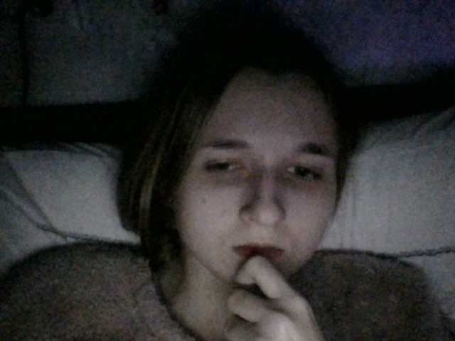 Mila23-1-1 — A general chat is open for communication with the model.All actions are performed through the tip menu.Loves works from 5 tokens (@remain).Requests without tokens will be ignored.