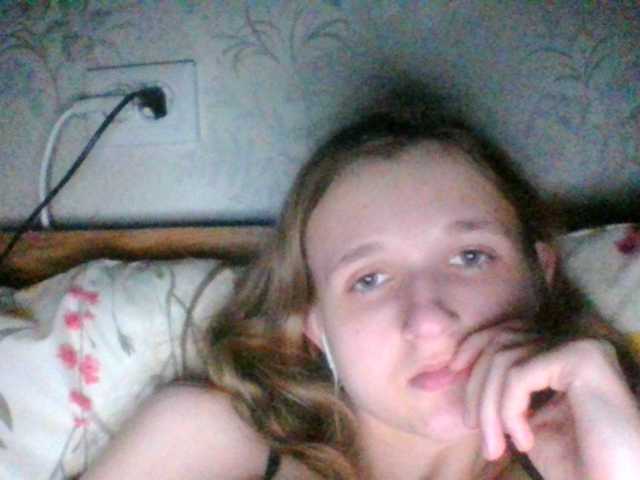 Mila23-1-1's BongaCams show and profile