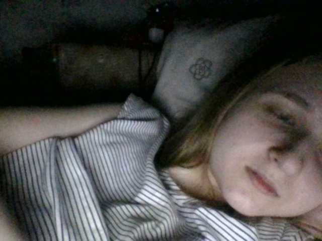 Mila23-1-1's BongaCams show and profile