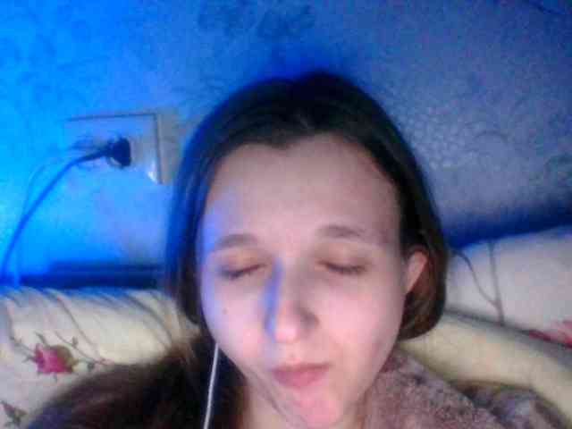 online free chat Mila23-1-1