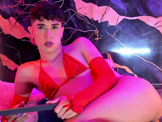 BriggitteLove Live Webcam on BongaCams