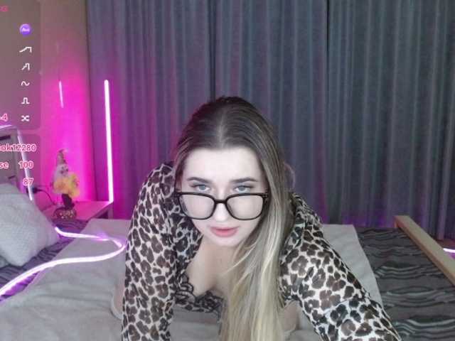 Be1lablush's BongaCams show and profile