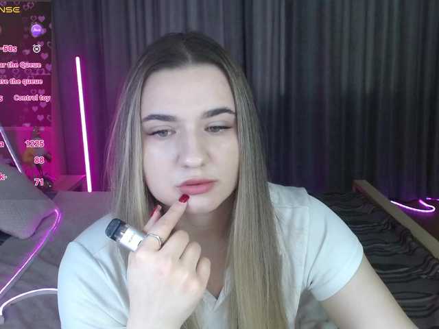 Be1lablush's BongaCams show and profile