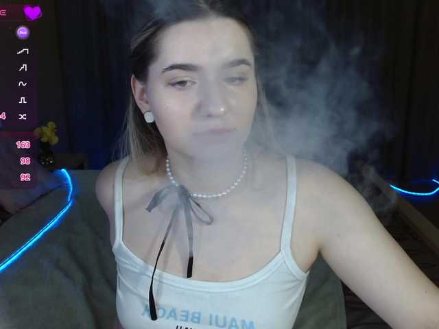 Be1lablush's BongaCams show and profile