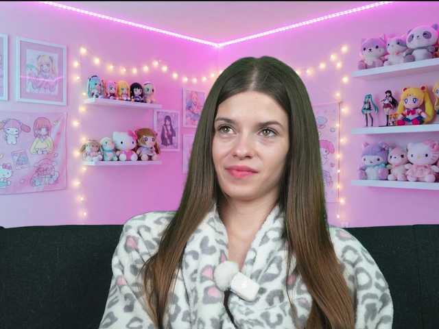 Sukie69's BongaCams show and profile