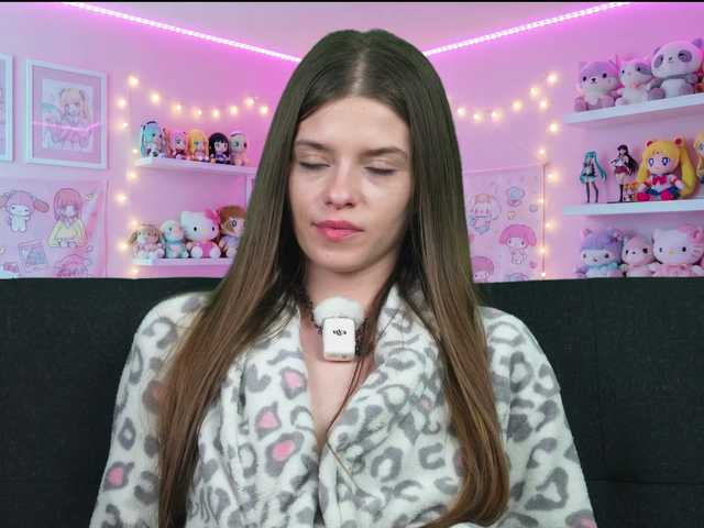 Sukie69's BongaCams show and profile