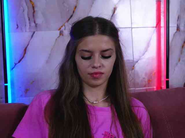 Sukie69 webcam