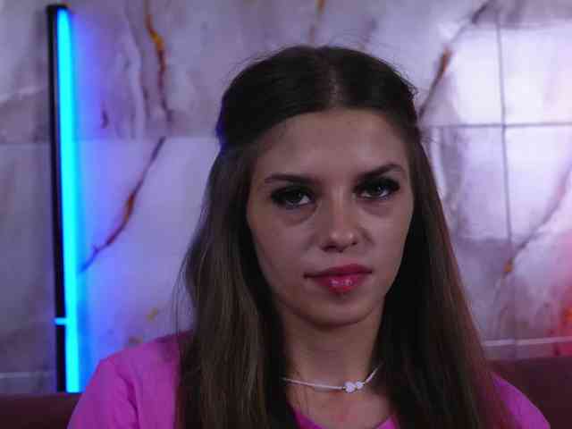 Sukie69 webcam