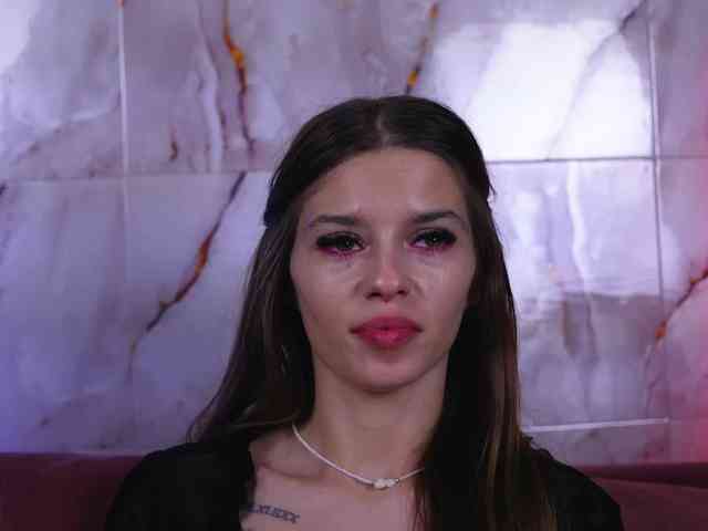 Sukie69 webcam