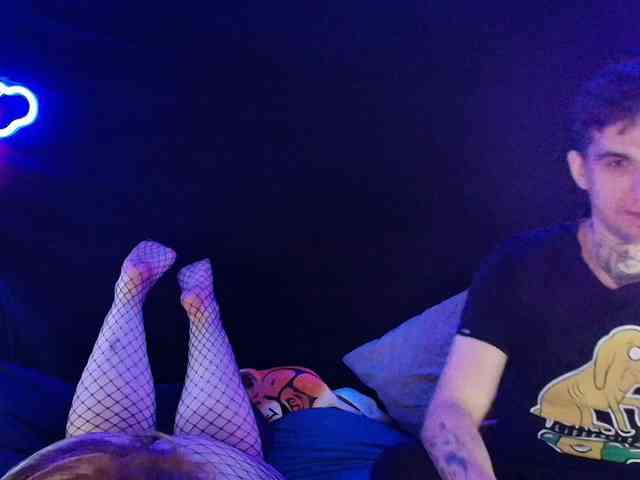 Giantstuff Live Webcam on BongaCams