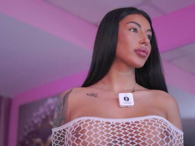 AishaaDevoe's BongaCams show and profile