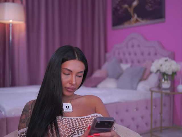 AishaaDevoe's BongaCams show and profile