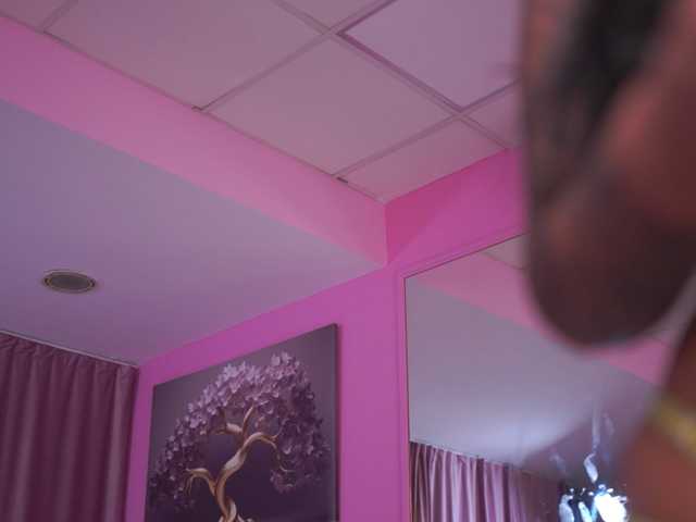 AishaaDevoe's BongaCams show and profile