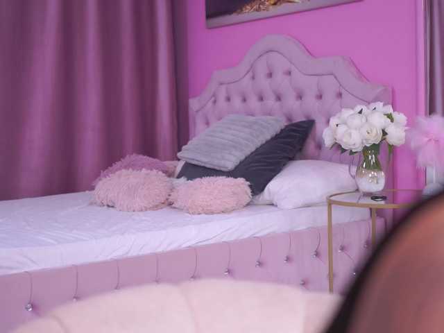 AishaaDevoe's BongaCams show and profile