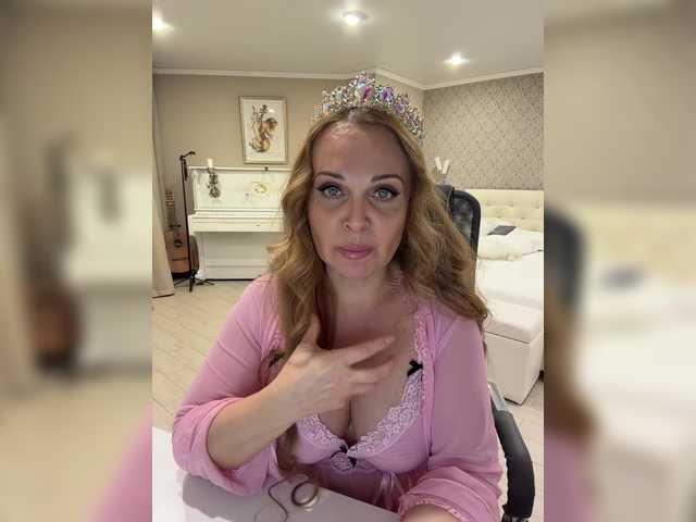 XxxSexyMilfxxX's BongaCams show and profile